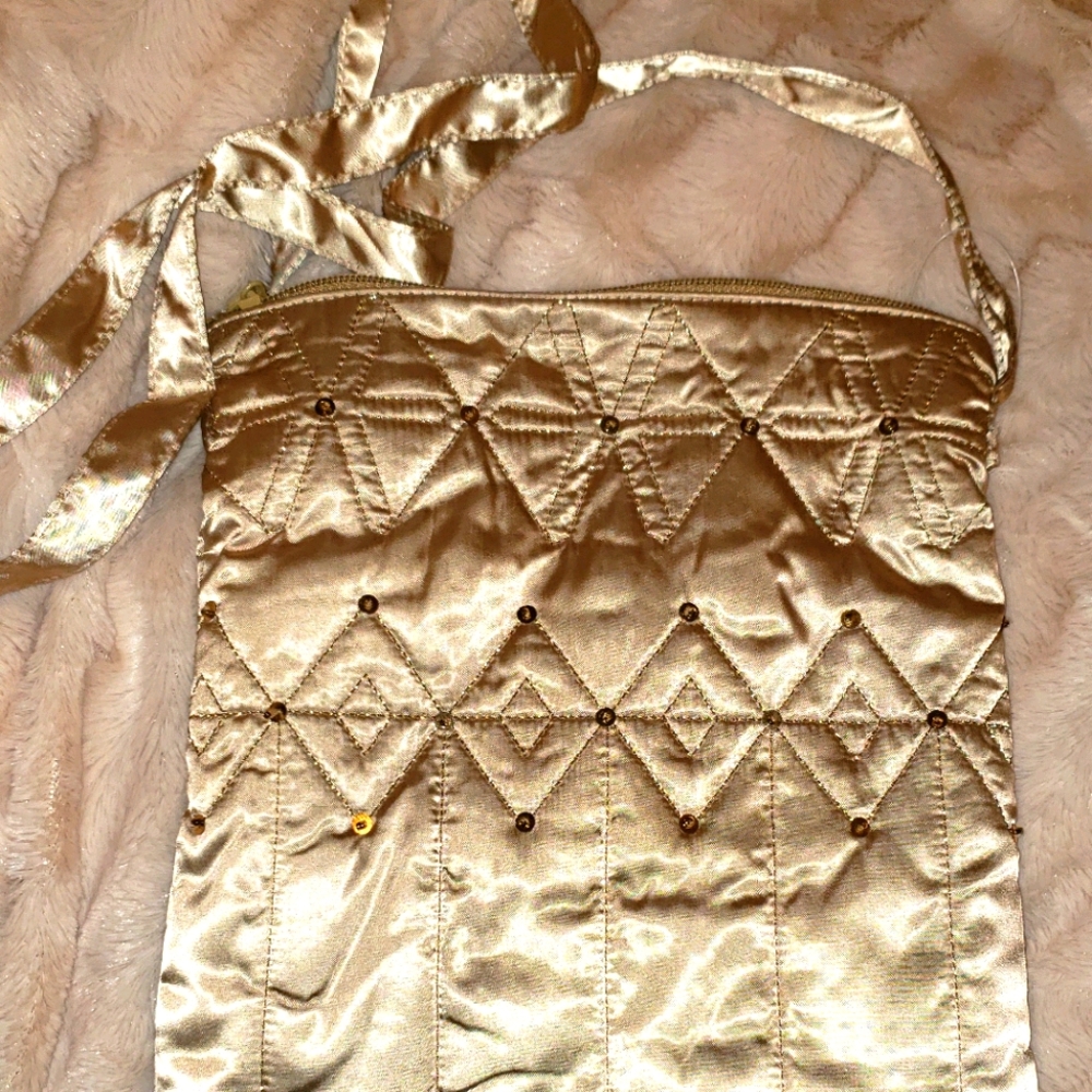 Old Navy Gold Crossbody Bag NWOT With Simple Embroidery And Mininal Sequins